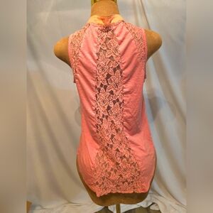 Jolt Sleeveless Button Up Blouse With Lace Back Panel Peach/ Pink -Size L